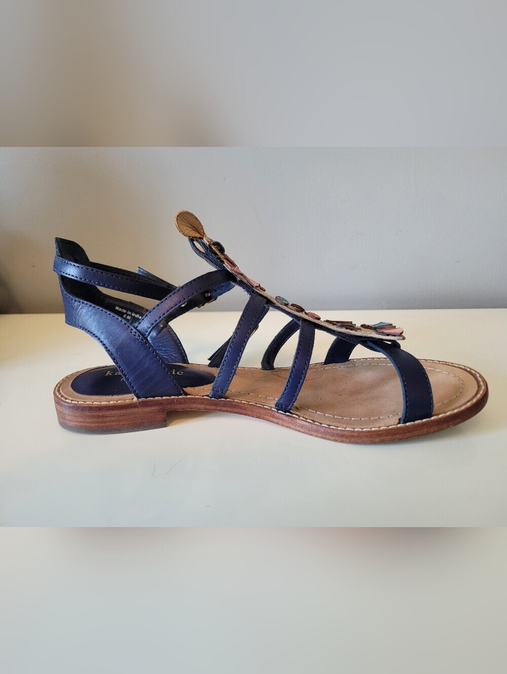 Kate Spade Sahara Camel Gladiator Flat Sandals, VGUC, Size 6 - Picture 7 of 11